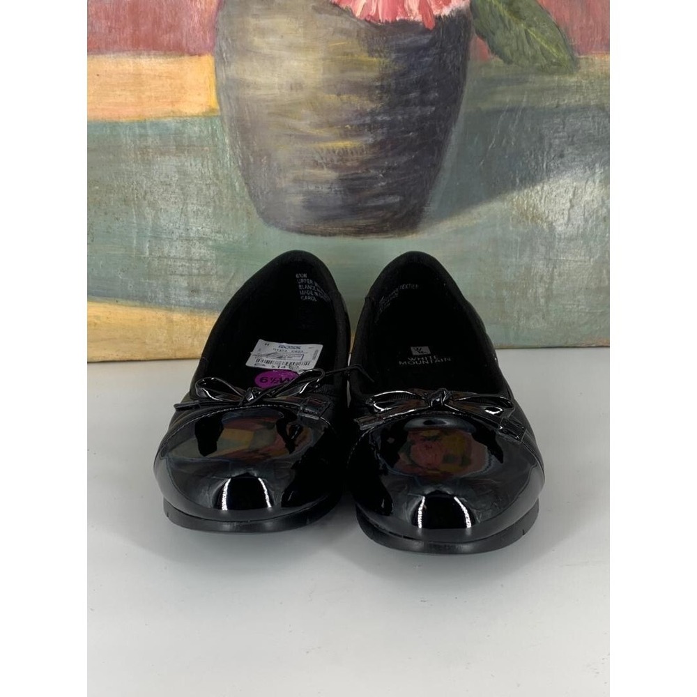 Women's Black‎ Patent Loafer Flats with Bow